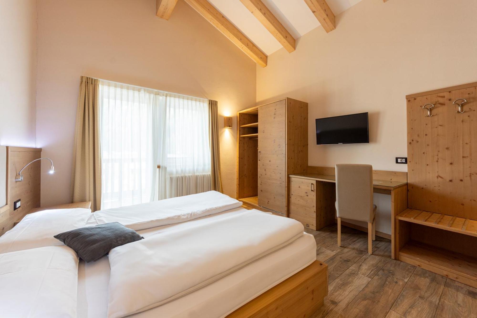 Park Hotel Avisio سوراغا المظهر الخارجي الصورة