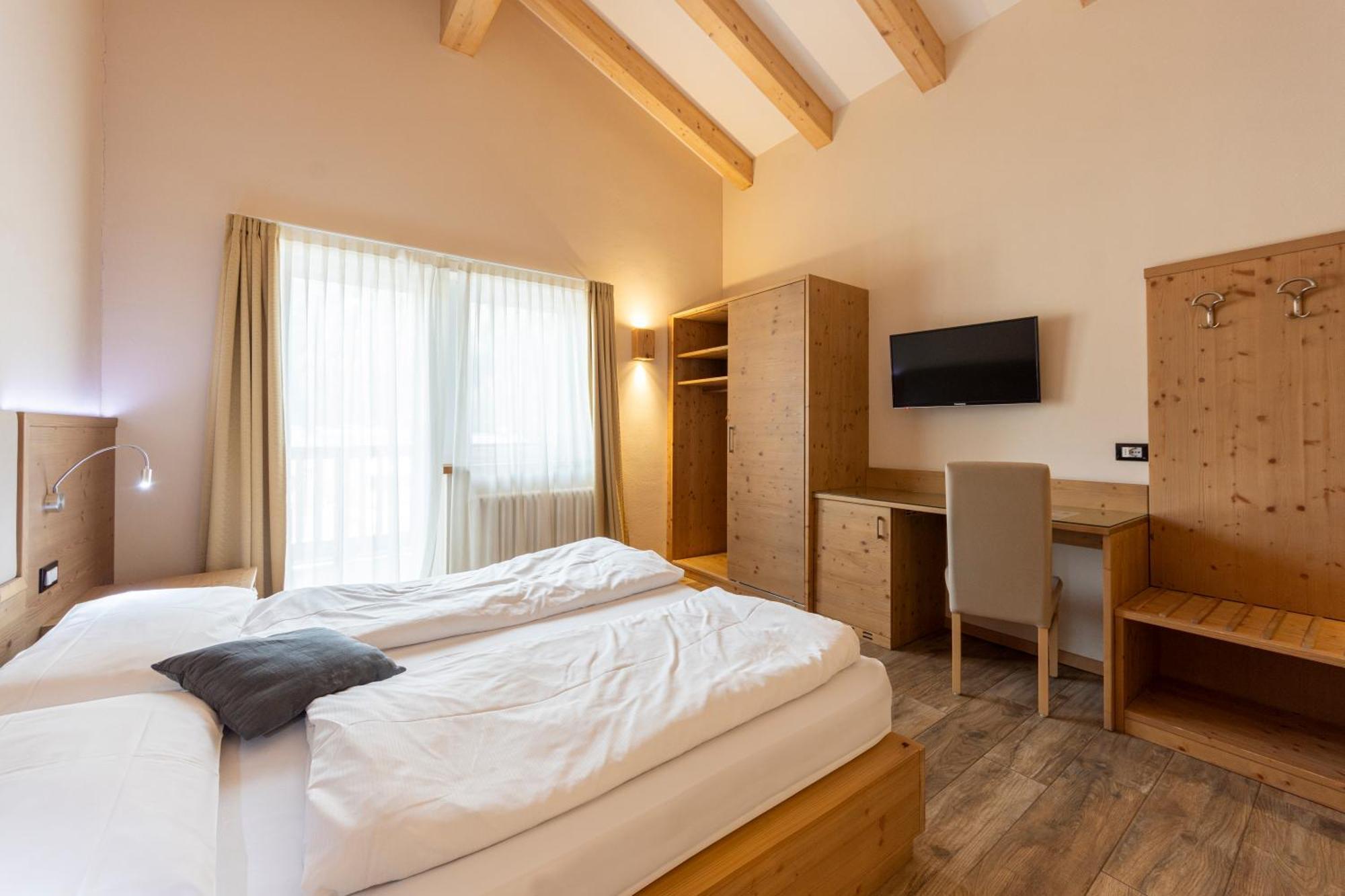 Park Hotel Avisio سوراغا المظهر الخارجي الصورة
