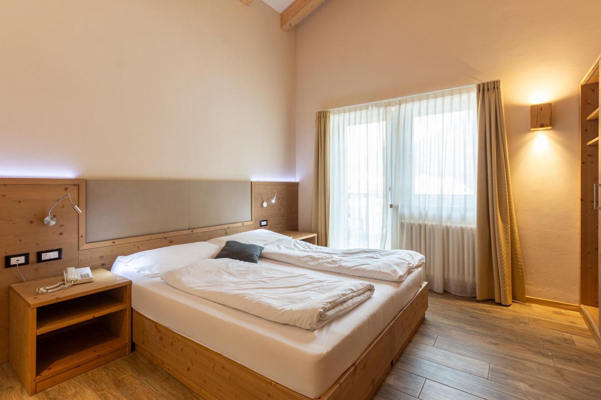 Park Hotel Avisio سوراغا المظهر الخارجي الصورة